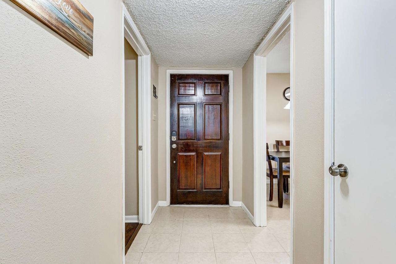 Cheerful 3-Bedroom Home With Indoor Fireplace ヒューストン エクステリア 写真
